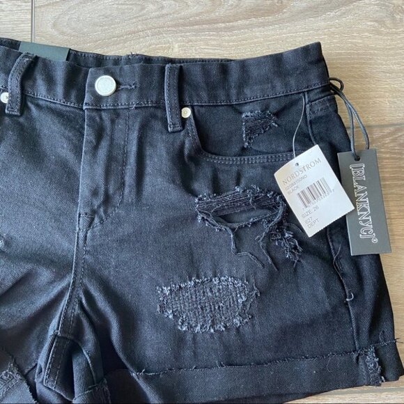 NWT Blank NYC The Fulton Roll Up Black Shorts - Picture 2 of 11